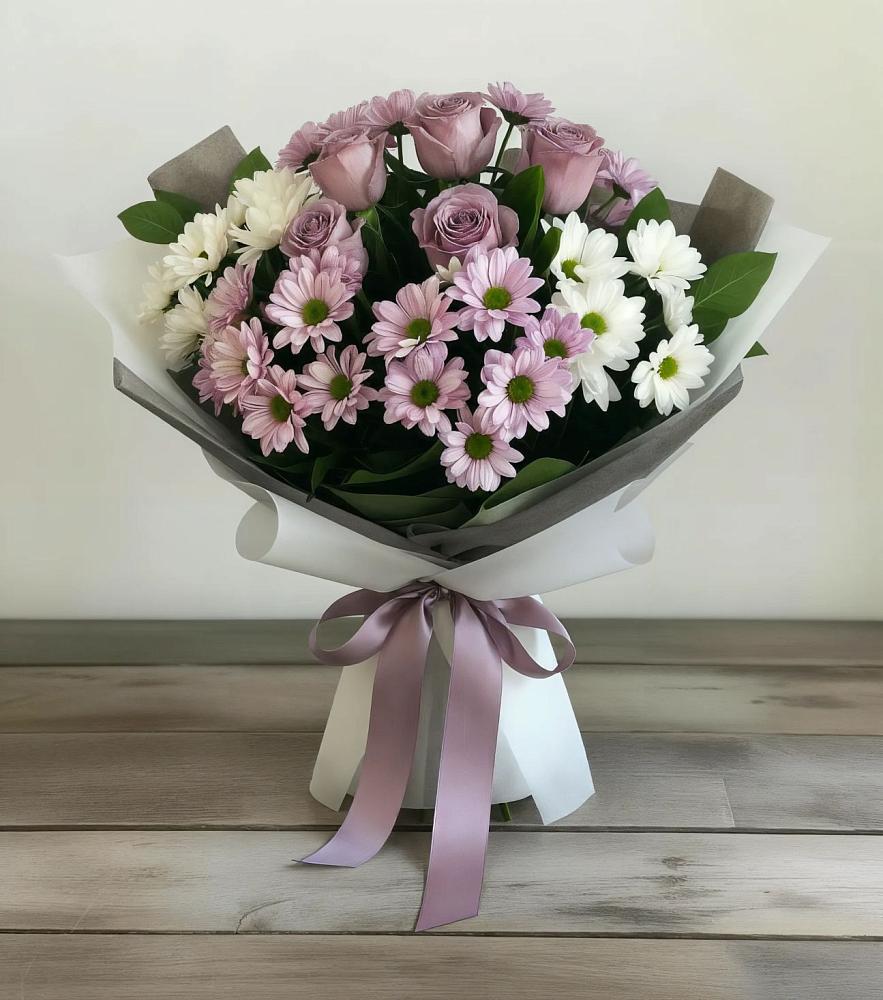Букет цветов из: Хризантемы и Розы в Гофицком