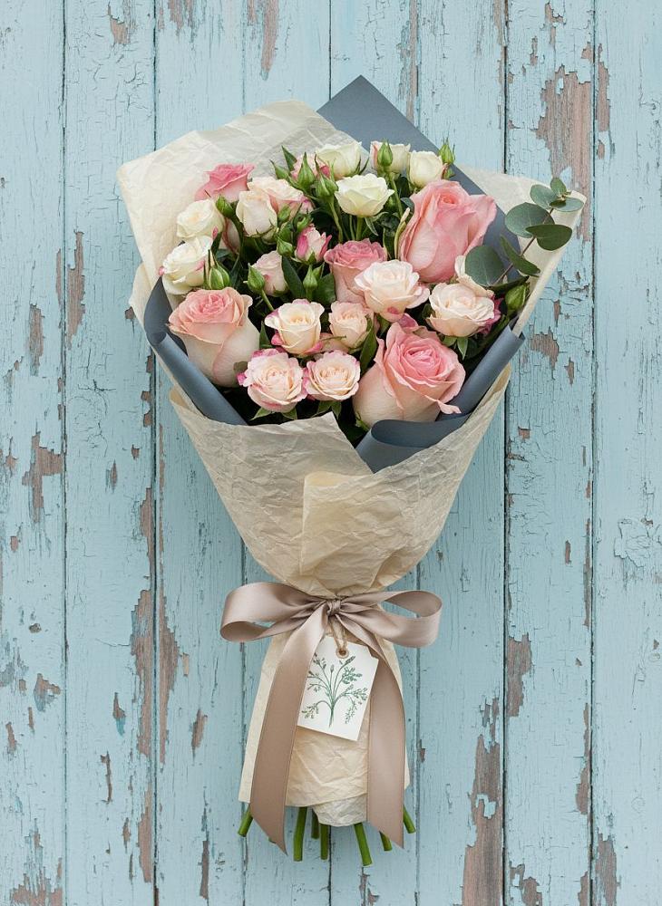 Букет цветов из: Розы в Гофицком