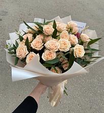Букет Кремовые розы Латте в Гофицком