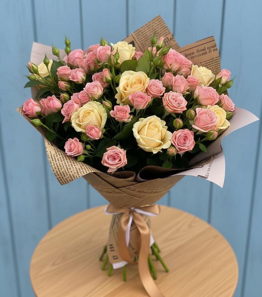 Букет цветов из: Розы в Гофицком