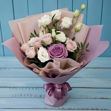 Букет цветов из:  Розы и Лизиантусы в Гофицком