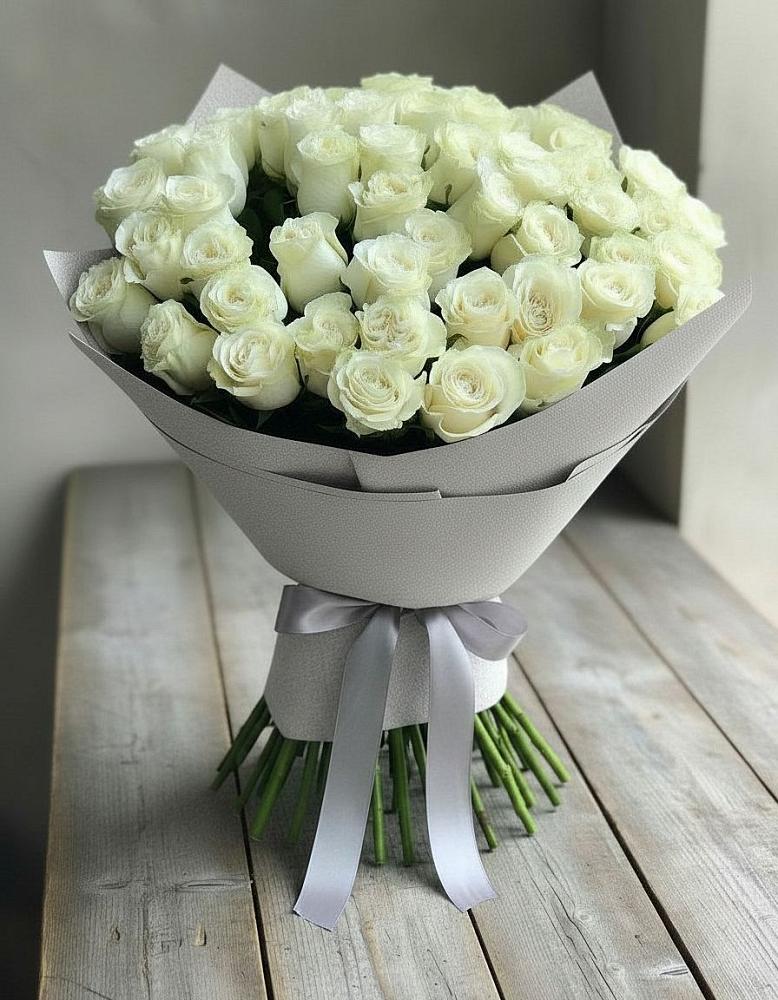 Букет 35 Белых роз в Гофицком