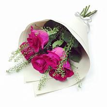 Букет цветов из:  Розы #REPLACE_PRED# Гофицком
