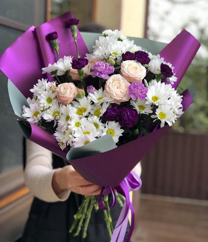 Букет цветов из: Хризантемы, Гвоздики и Розы в Гофицком