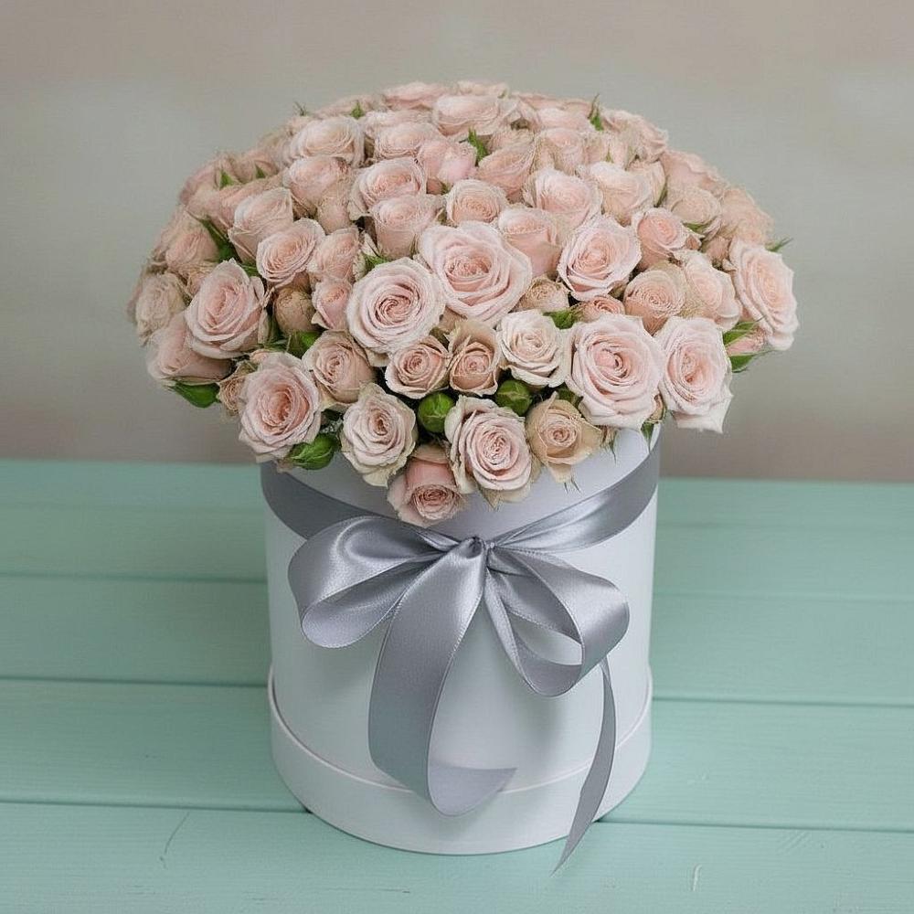 Цветочная композиция из Розы в шляпной коробке в Гофицком